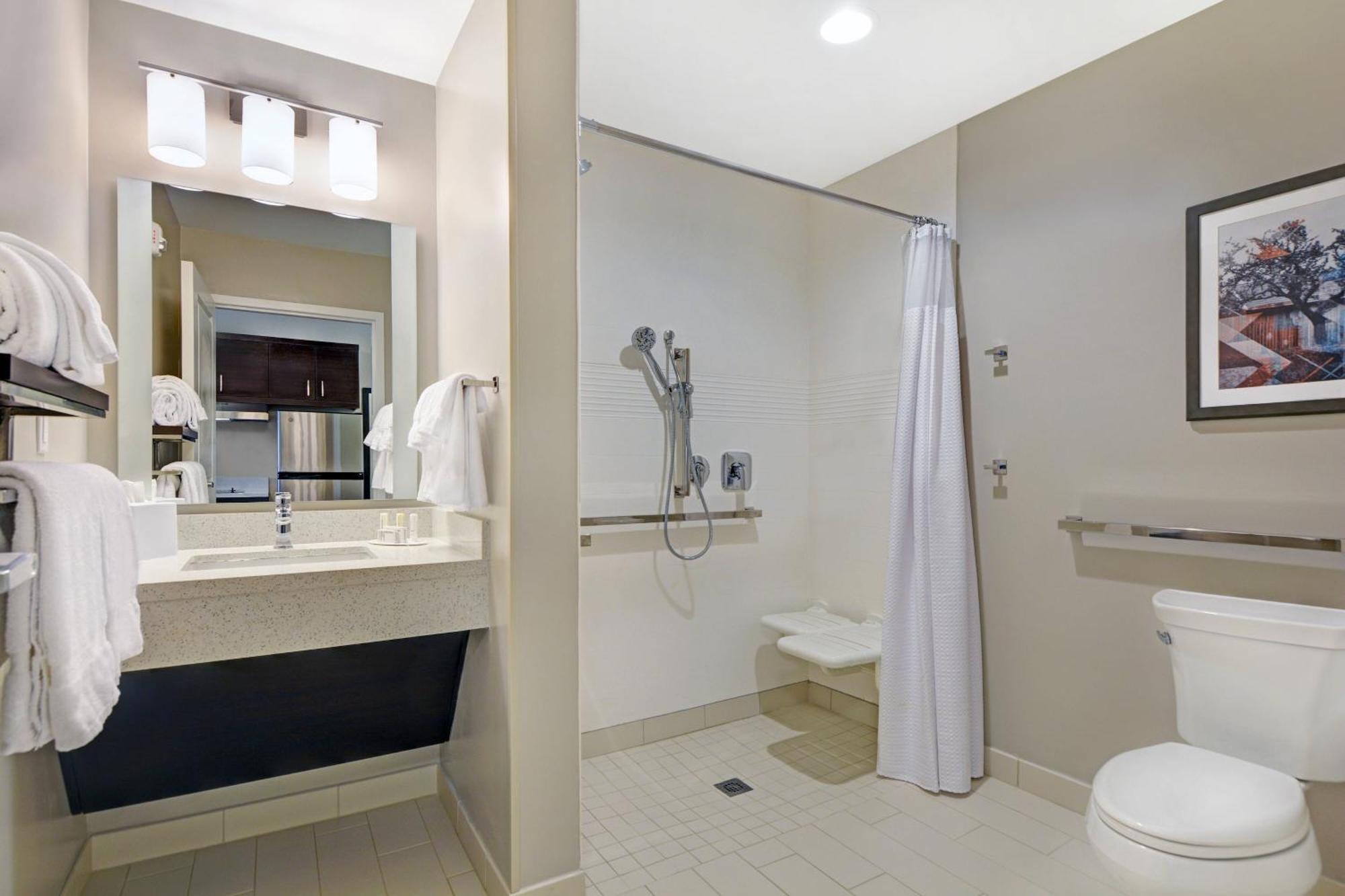 Towneplace Suites By Marriott Jackson Airport/Флоувуд Экстерьер фото